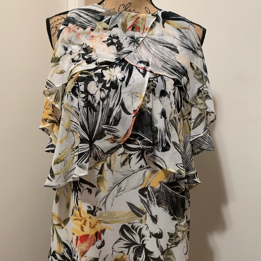 WHBM Floral Cold Shoulder ShortSleeve Blouse S - Picture 5 of 15